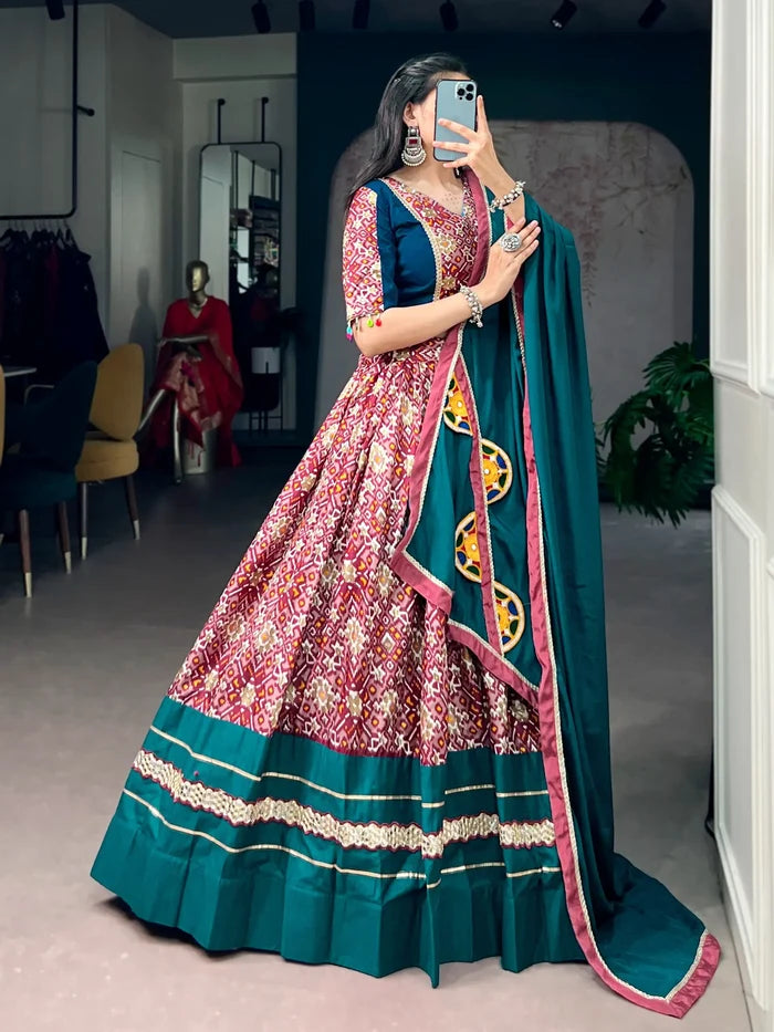 Dusty Pink Navratri Lehenga choli With Gamthi Work