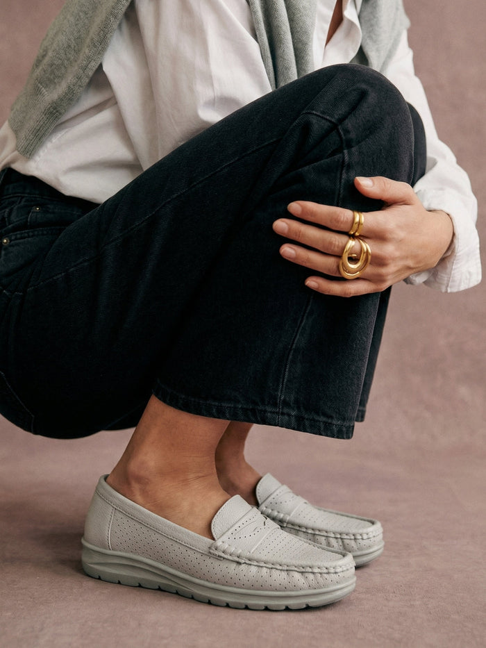 Feather Loafer