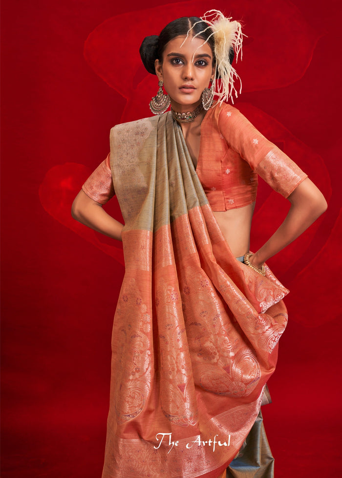 Golden Brown Tussar Silk Handloom Weaving Saree with Contrast Ikkat Pallu - qivii