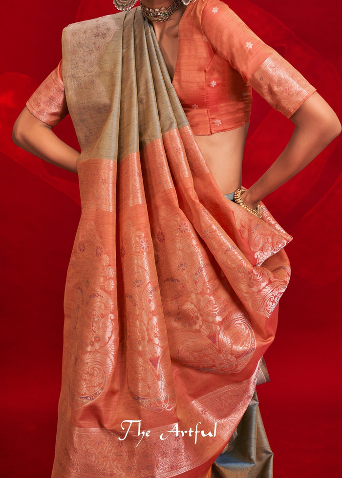 Golden Brown Tussar Silk Handloom Weaving Saree with Contrast Ikkat Pallu - qivii