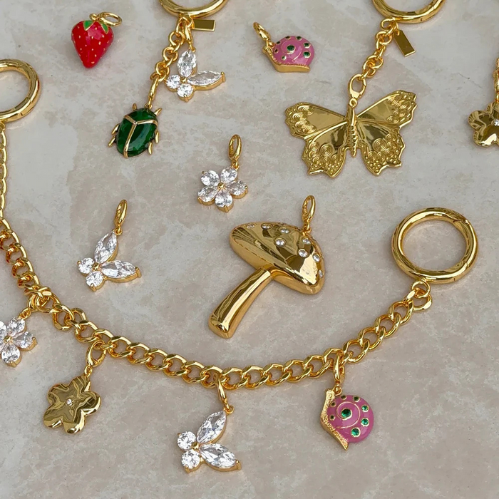 Golden Link | Your Charm Bag Essential  - By Qivii