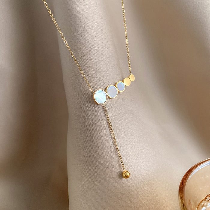 High sense white mother shell necklace