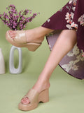 Layla Wedges