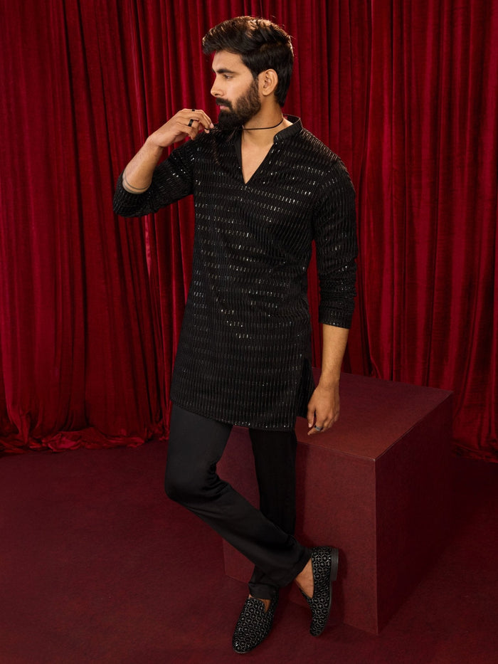 Men's Black Velvet Geometric Thread Sequin Embroidered Long Kurta