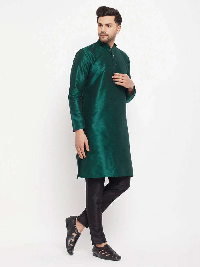 Men's Green Cotton Silk Blend Kurta And Black Pant Style Pyjama Set