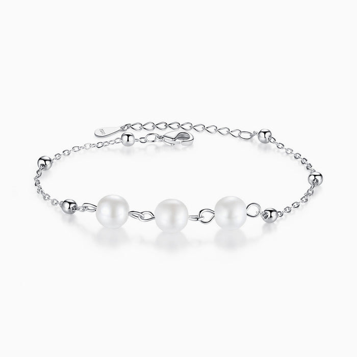 Pearl Bracelet by Qivii
