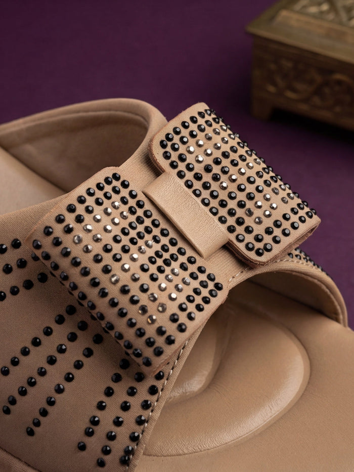 Raunaq Heels