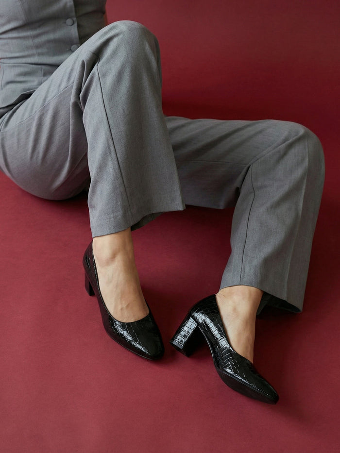 Vespara Heels